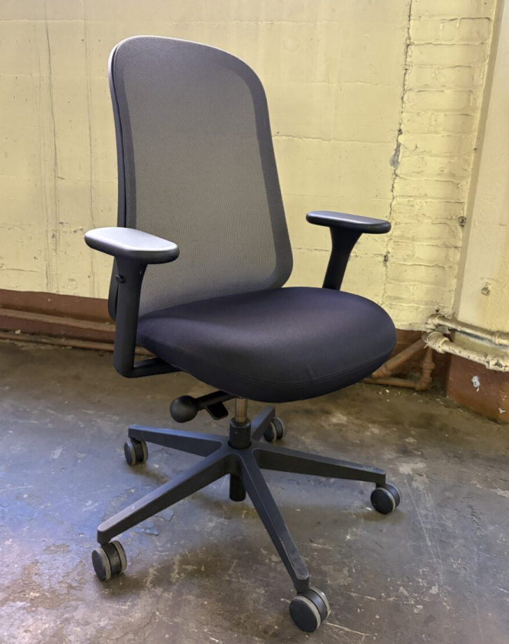 Used Herman Miller Lino Chair. Black regular-looking average roller office chair that is way overpriced even when used.